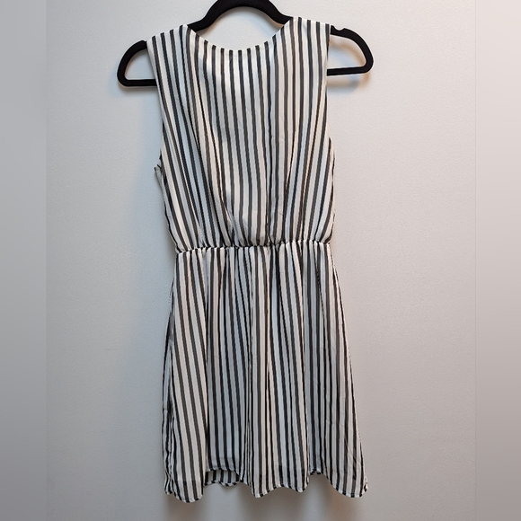 Anthropology Stripped Flowy Dress Pink Owl - Picture 2 of 3